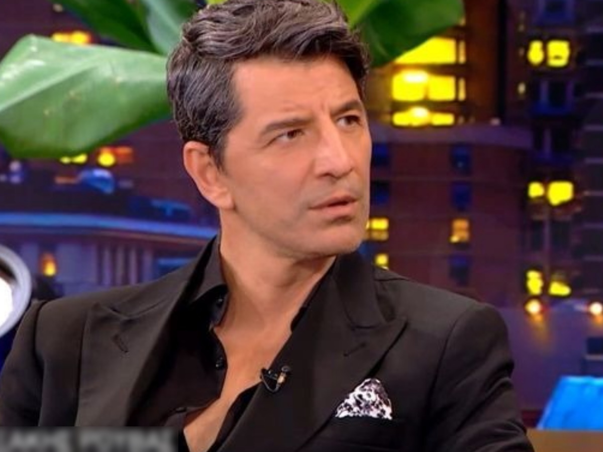 Γρηγόρης Αρναούτογλου σε Σάκη Ρουβά: «Δεν θα ήμουν τίμιος αν δε σου κάνω αυτή την ερώτηση» – H απάντηση για τον Ηλία Ψινάκη