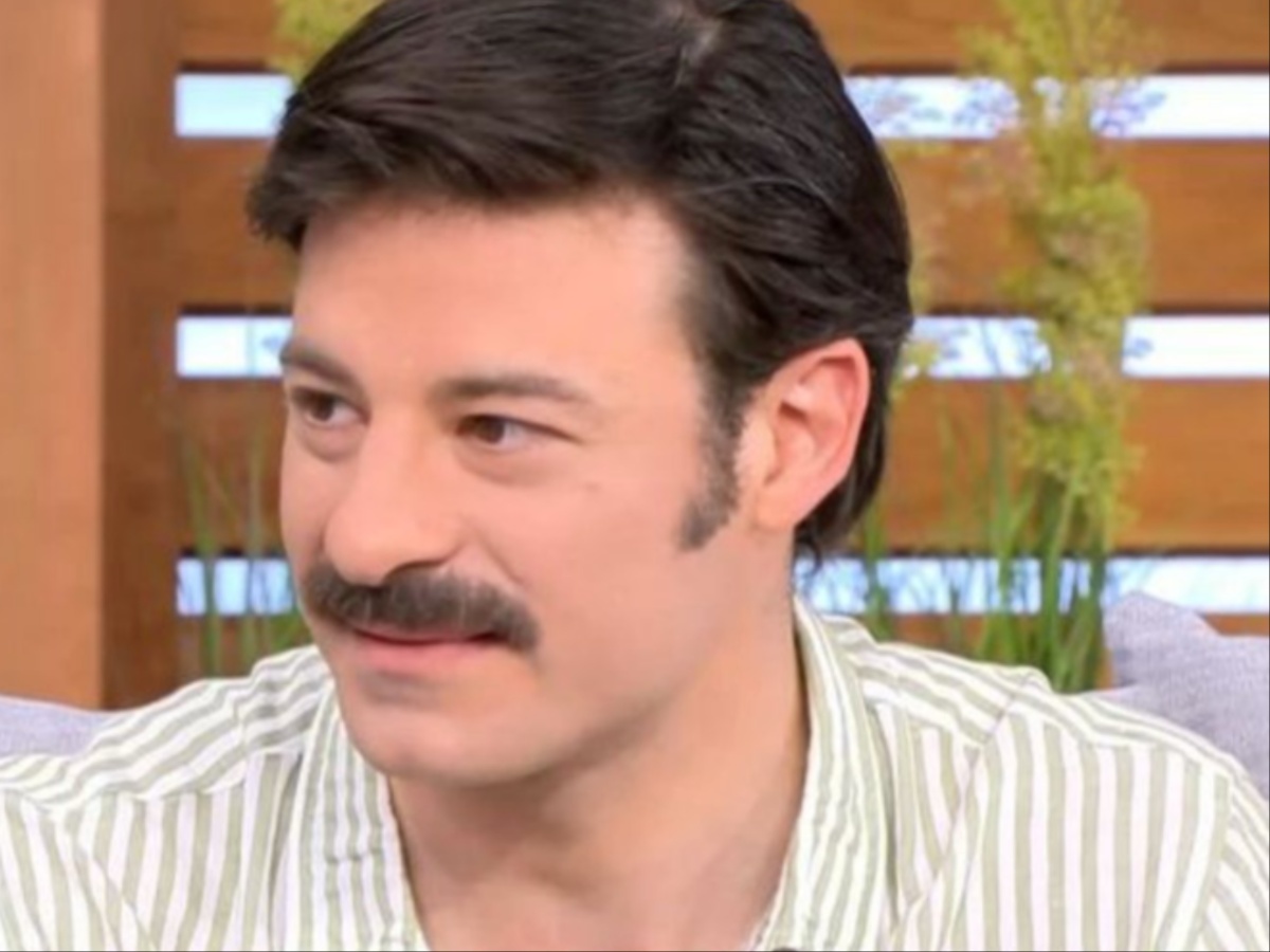 Θάνος Λέκκας: «Είμαι αυτάρκης, δεν έχω social media, κουρεύομαι και ράβω μόνος μου»