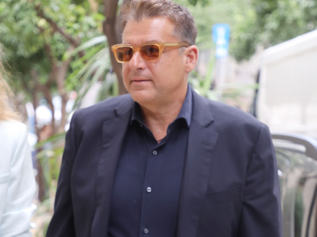 Γιώργος Λιάγκας: Πήρε από πλειστηριασμό τη μεζονέτα πασίγνωστου βιομήχανου στην Τήνο – Η τιμή εκκίνησης, πόσα έδωσε παραπάνω