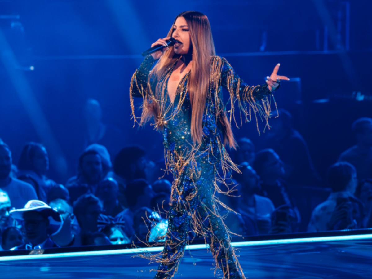 Eurovision 2024: Η Έλενα Παπαρίζου αποθεώθηκε με το Number One στο στάδιο – Δες τη μαγική εμφάνισή της