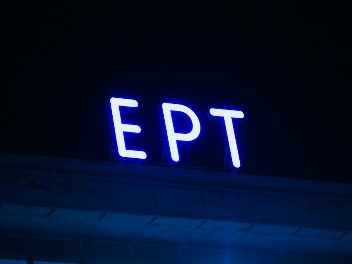 Οι ψυχαγωγικές εκπομπές της ΕΡΤ επιστρέφουν ανανεωμένες – Πότε κάνουν πρεμιέρα
