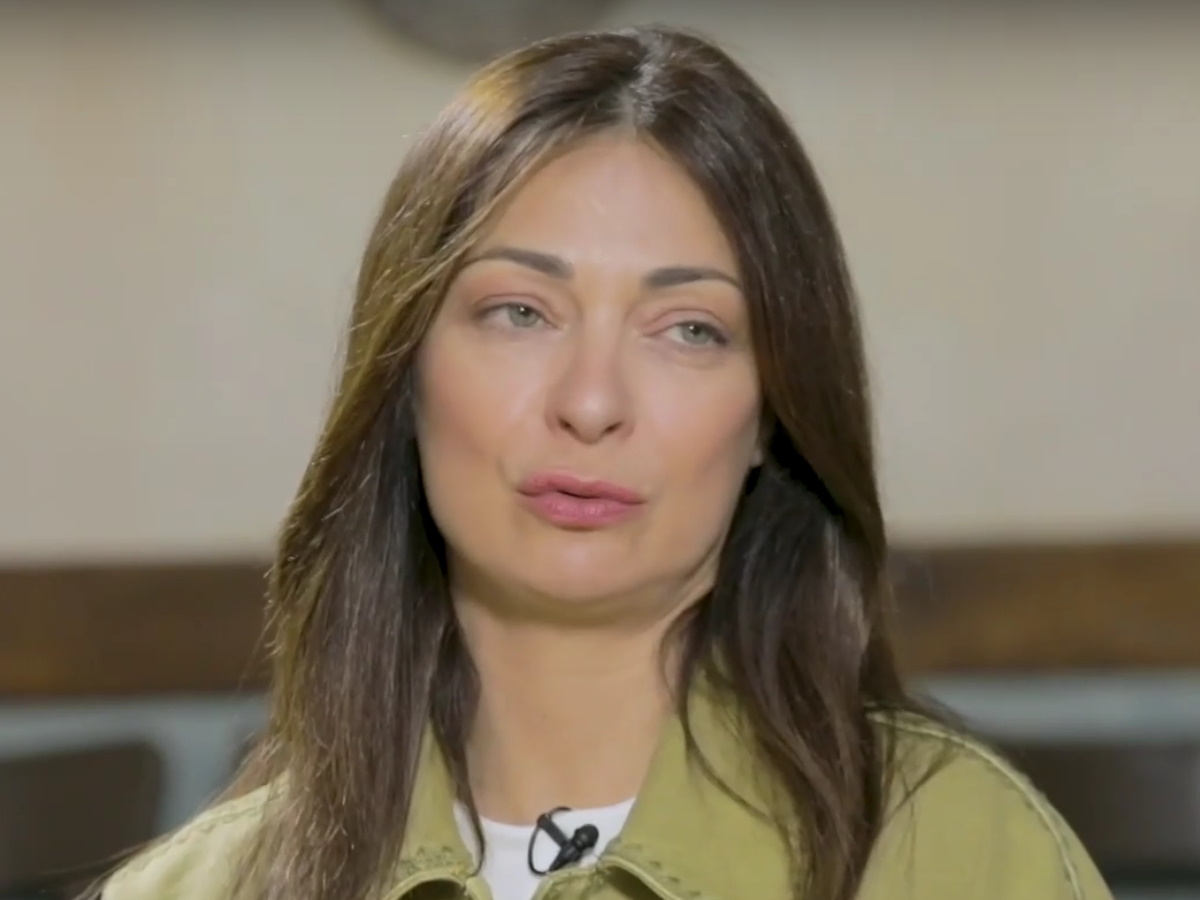 Έμιλυ Κολιανδρή: Η αποκάλυψη για τη δύσκολη συνεργασία με γνωστό σκηνοθέτη – «Εμπίπτει στα όρια της κακοποίησης»