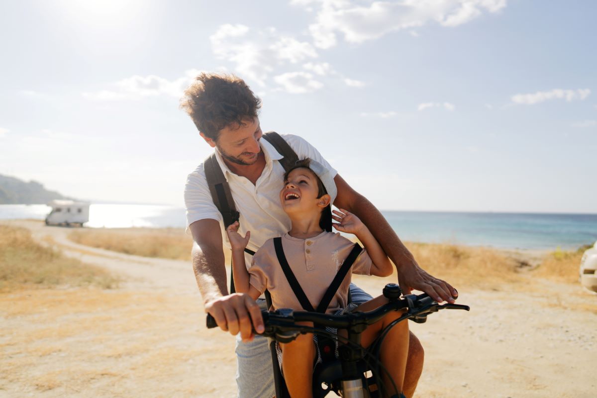 Father’s Day: Οι «παράλογες» φοβίες ενός πατέρα (και πώς να τις κατανοήσεις!)