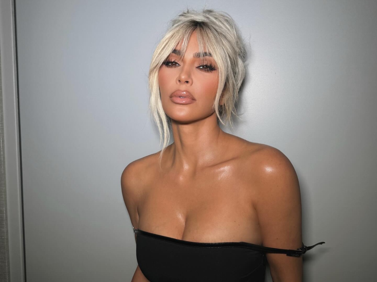 Kim Kardashian: Στην τελευταία της φωτογράφιση έχει τα μαλλιά της πλεξούδες που μοιάζουν με υφαντό