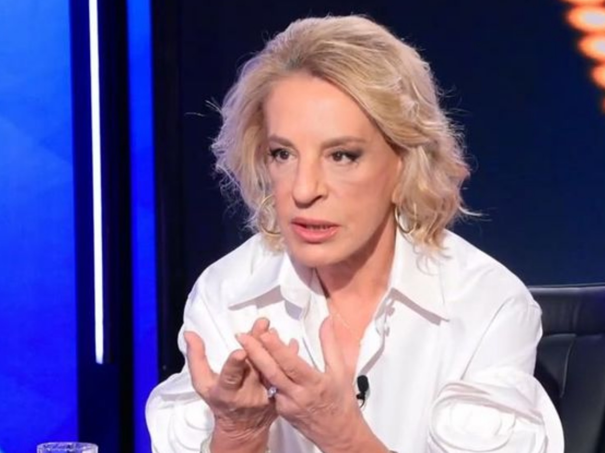 «Λύγισε» η Όλγα Τρέμη για την τελευταία αποφώνησή της στο  δελτίο ειδήσεων του Mega – «Έπεσε πολύ κλάμα»
