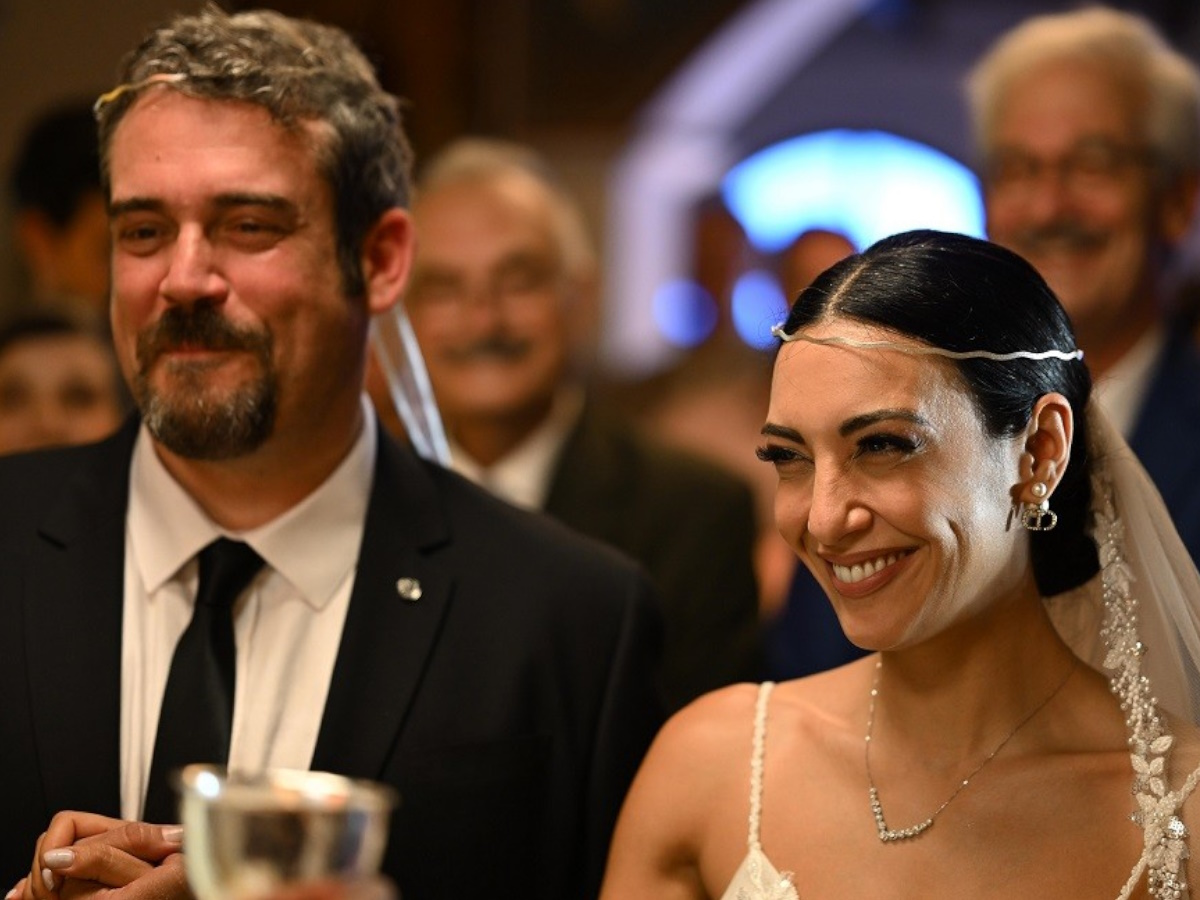 Σασμός: Στέλλα και Χρήστος ανεβαίνουν τα σκαλιά της εκκλησίας – Οι εξελίξεις στο αποψινό επεισόδιο