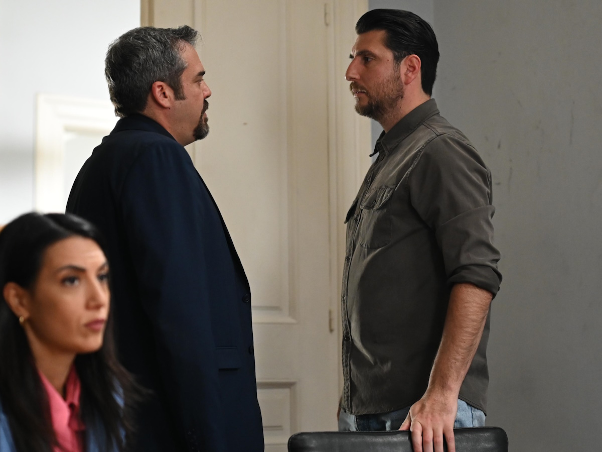 Σασμός: Η Στέλλα σε δίλημμα, ο Αντώνης ακούει κάτι που δεν θα έπρεπε – Πώς θα αντιδράσει;