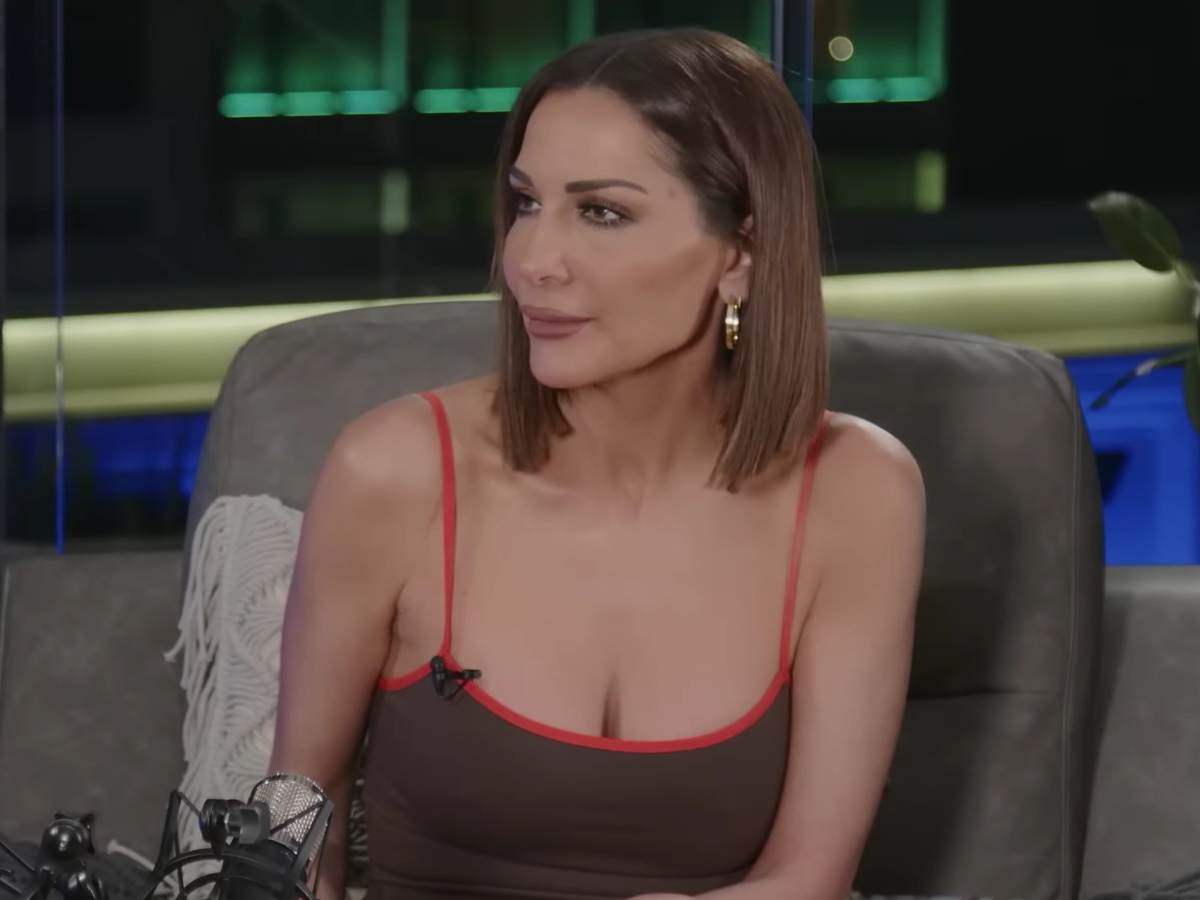 Δέσποινα Βανδή: «Έχω γράψει κάτι και σκέφτομαι να το εκδώσω, ήταν κάτι που με έτρωγε μέσα μου»
