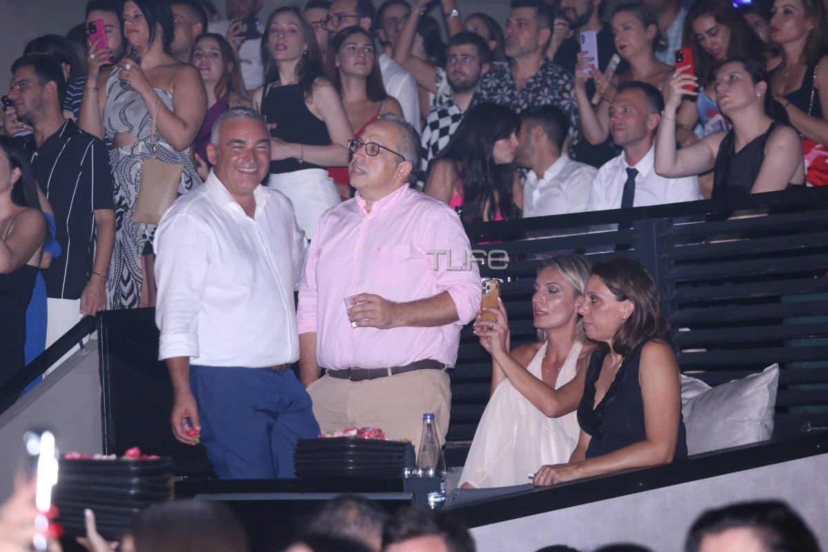 Χρήστος Κούτρας – Γιάννης Ντσούνος: Σε σπάνια εμφάνιση με τις συζύγους τους – Αποκλειστικές φωτογραφίες