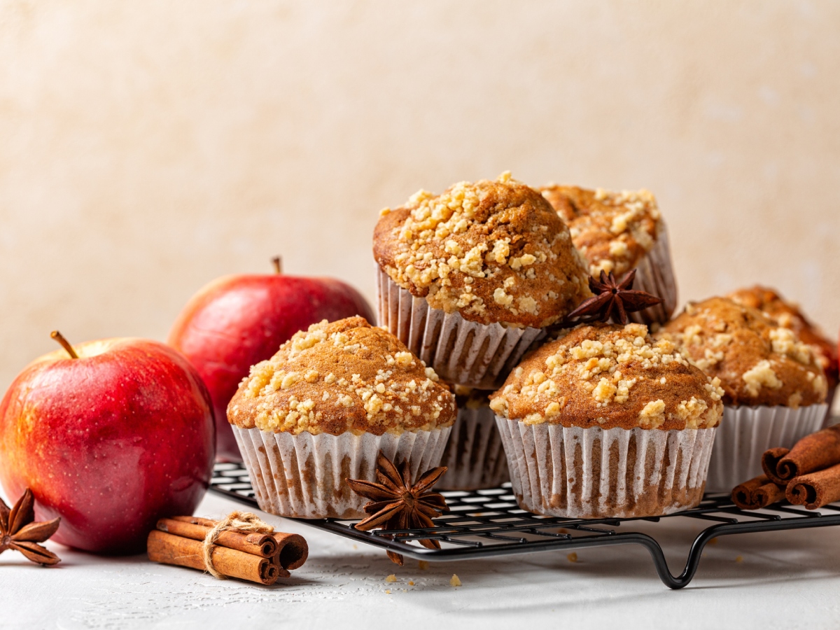 Συνταγή για muffins με μήλο, κανέλα και αλεύρι ολικής άλεσης