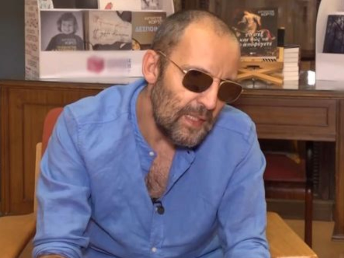 Αύγουστος Κορτώ: «Έχω το παιδικό τραύμα της σακατεμένης μητέρας, δεν θα ήθελα να με δει έτσι το παιδί μου»