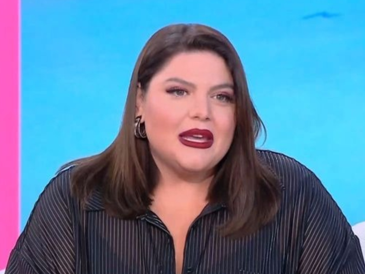 Δανάη Μπάρκα: Η on air συγκίνηση- «Θυμάμαι να του λέω να με βάλει να παίξω σε ένα σήριαλ, να είμαι κι εγώ στο κανάλι»