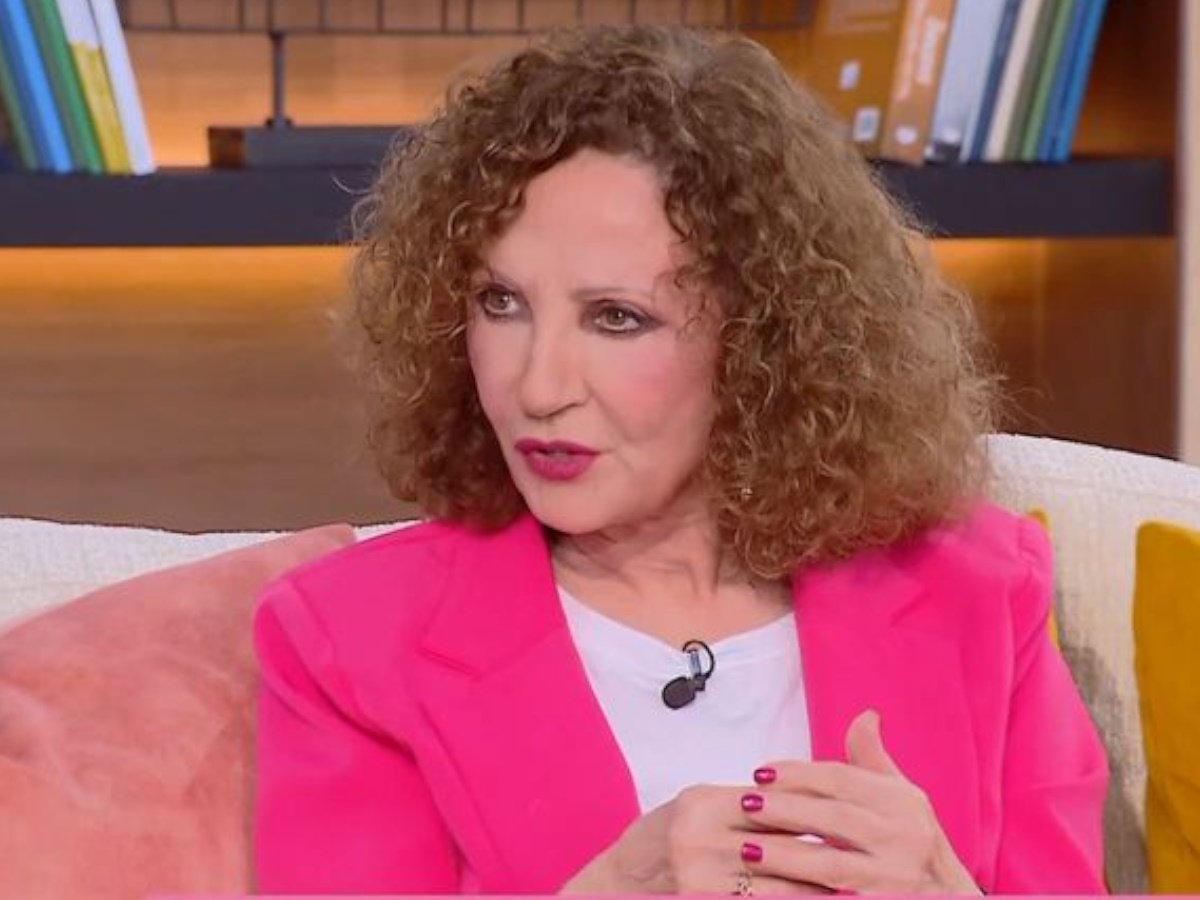 Γλυκερία: «Δεν έχω άνθρωπο να με ντύνει και να μου κάνει τα μαλλιά, δεν μου αρέσουν τα μεγαλεία»