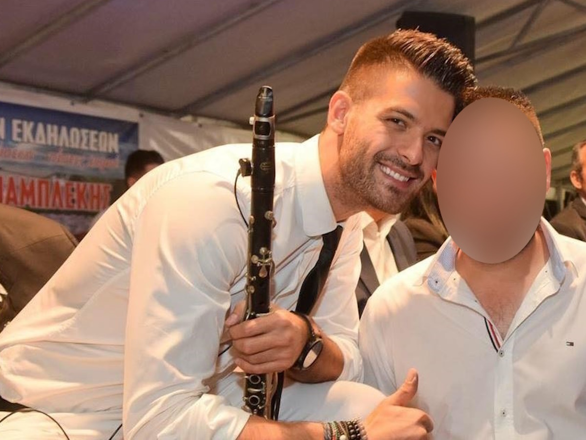 Άρης Μουγκοπέτρος – «Κοντεύω να του ρίξω χωρίς λόγο» έγραφε με χιούμορ ο άνδρας που του έδωσε την κροτίδα
