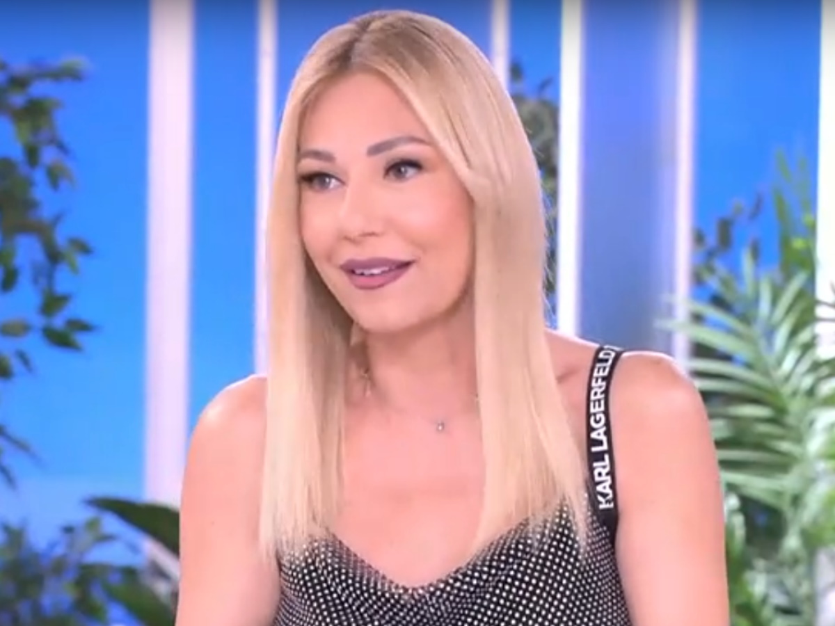 Τίνα Μεσσαροπούλου για Δανάη Μπάρκα: «Δεν είναι ότι δεν τα πήγε καλά μόνο στη συγκεκριμένη ζώνη, φορτώνεται αποτυχίες και προηγούμενων ετών»