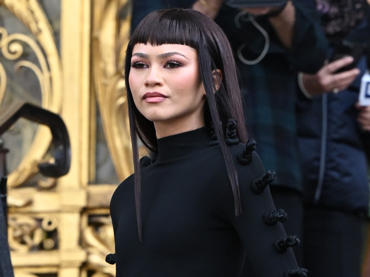 Zendaya: Πρωταγωνιστεί σε καμπάνια cult brand με look που θυμίζει τον Spock από το Star Trek