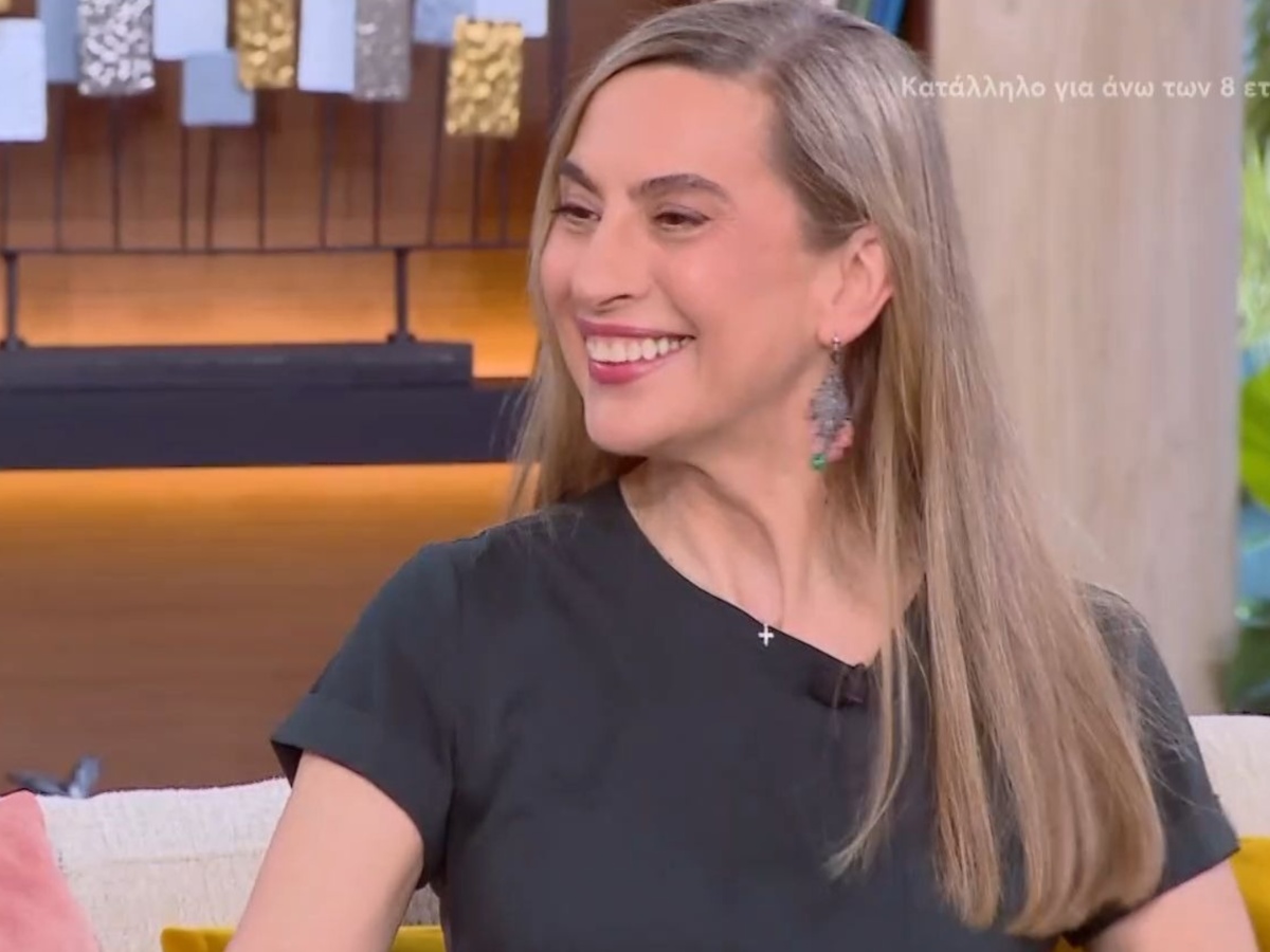 Βίκυ Βολιώτη: «Είμαι βαθιά ερωτευμένη με την κόρη μου – Θα ήθελα πολύ να γίνω ξανά μαμά»