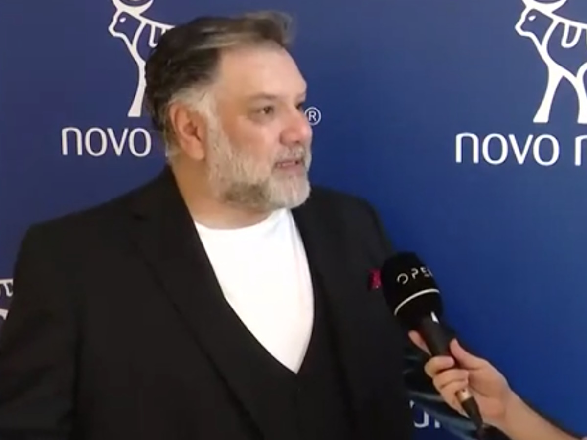 Γρηγόρης Αρναούτογλου: «Επειδή όλη μου τη ζωή υπήρξα αδύνατος, θέλω να καταλάβω τι είναι αυτό που έχει συμβεί»