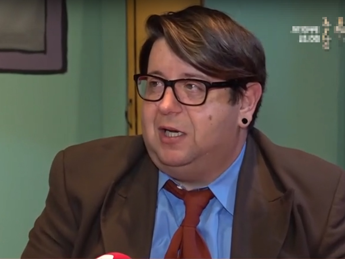 Θάνος Μπίρκος: «Πήγαινα σε μνημόσυνα γιατί μου αρέσουν πάρα πολύ τα κόλλυβα, είναι super food»