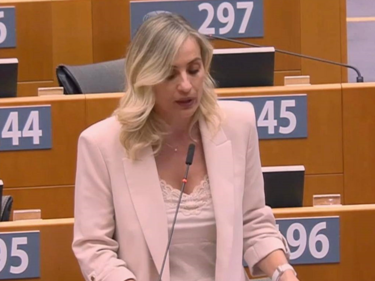 Η Ελεονώρα Μελέτη για τον εργασιακό εκφοβισμό: «Περίμενα αυτή τη στιγμή από το πρώτο λεπτό που πάτησα στο ευρωκοινοβούλιο»