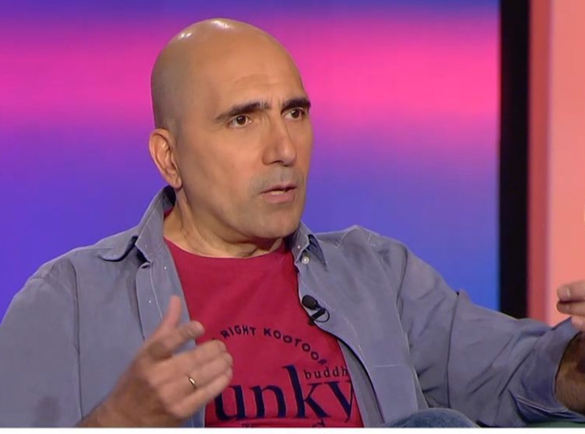 Αλέξανδρος Καλπακίδης: «Είχα δεχτεί πρόταση γάμου από τη γυναίκα μου πριν από μερικά χρόνια και είπα “όχι”»