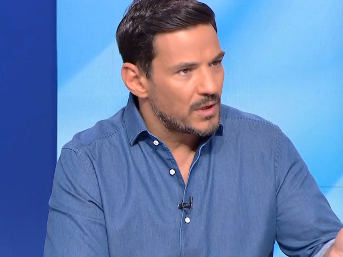 Κώστας Τσουρός για Δανάη Μπάρκα: «Εγώ νομίζω ότι δεν θα μπορούσα να το γλεντήσω έτσι, αλλά ο καθένας γλεντάει όπως θέλει»