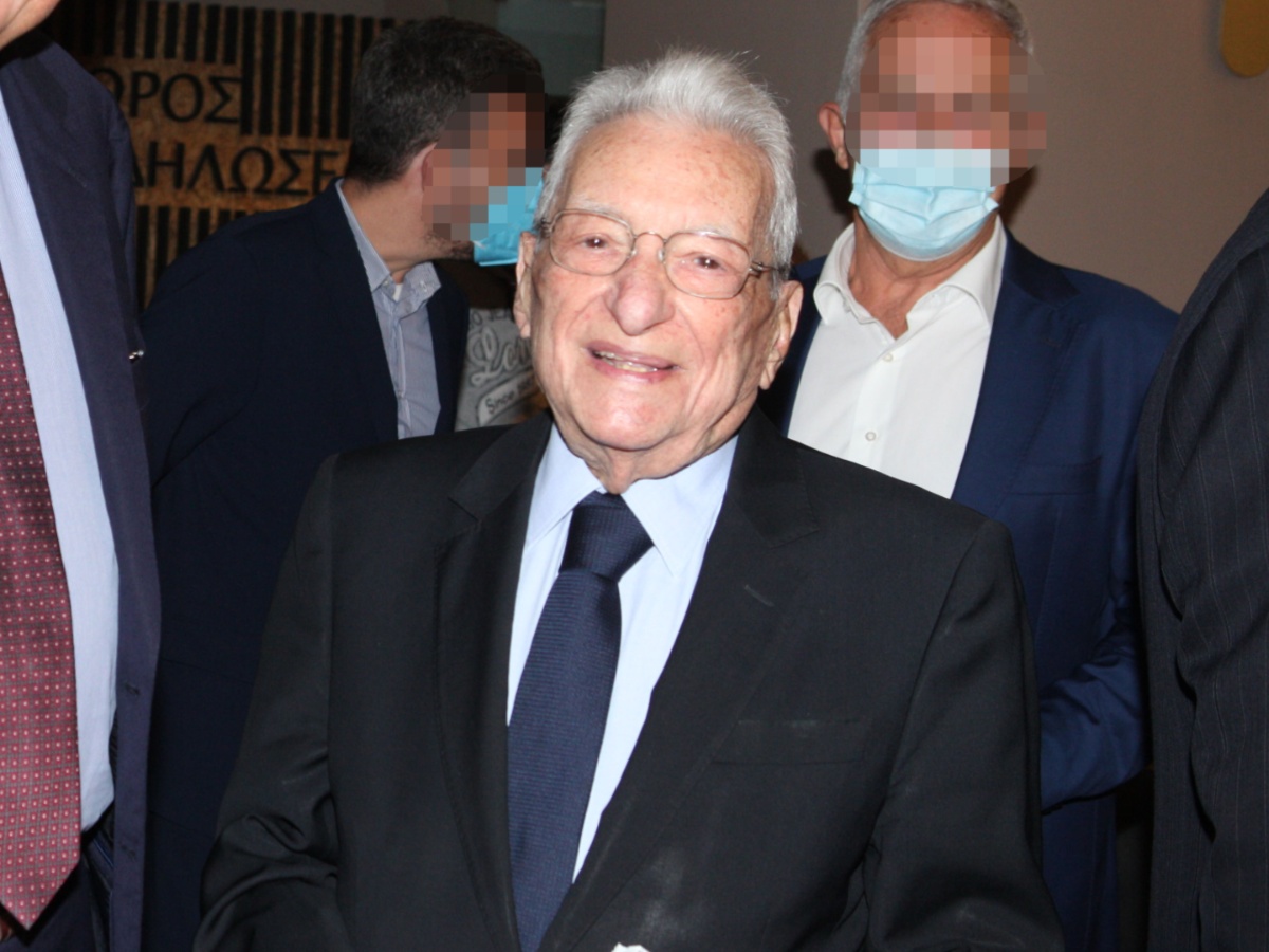 Πέθανε ο πρώην υπουργός Εξωτερικών Πέτρος Μολυβιάτης