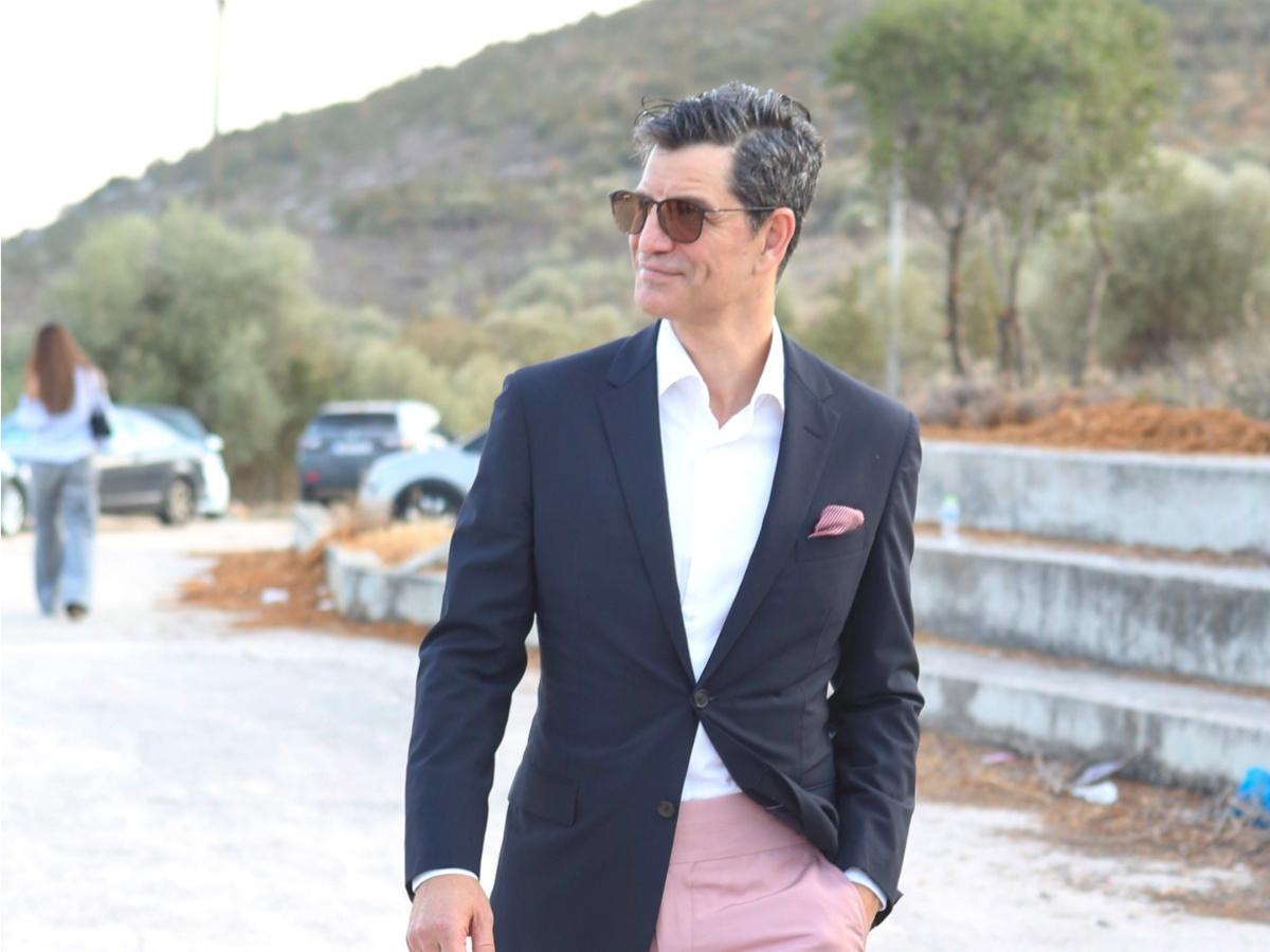 Σάκης Ρουβάς: Η φωτογραφία που δημοσίευσε με τον αδελφό του, Απόστολο Ρουβά