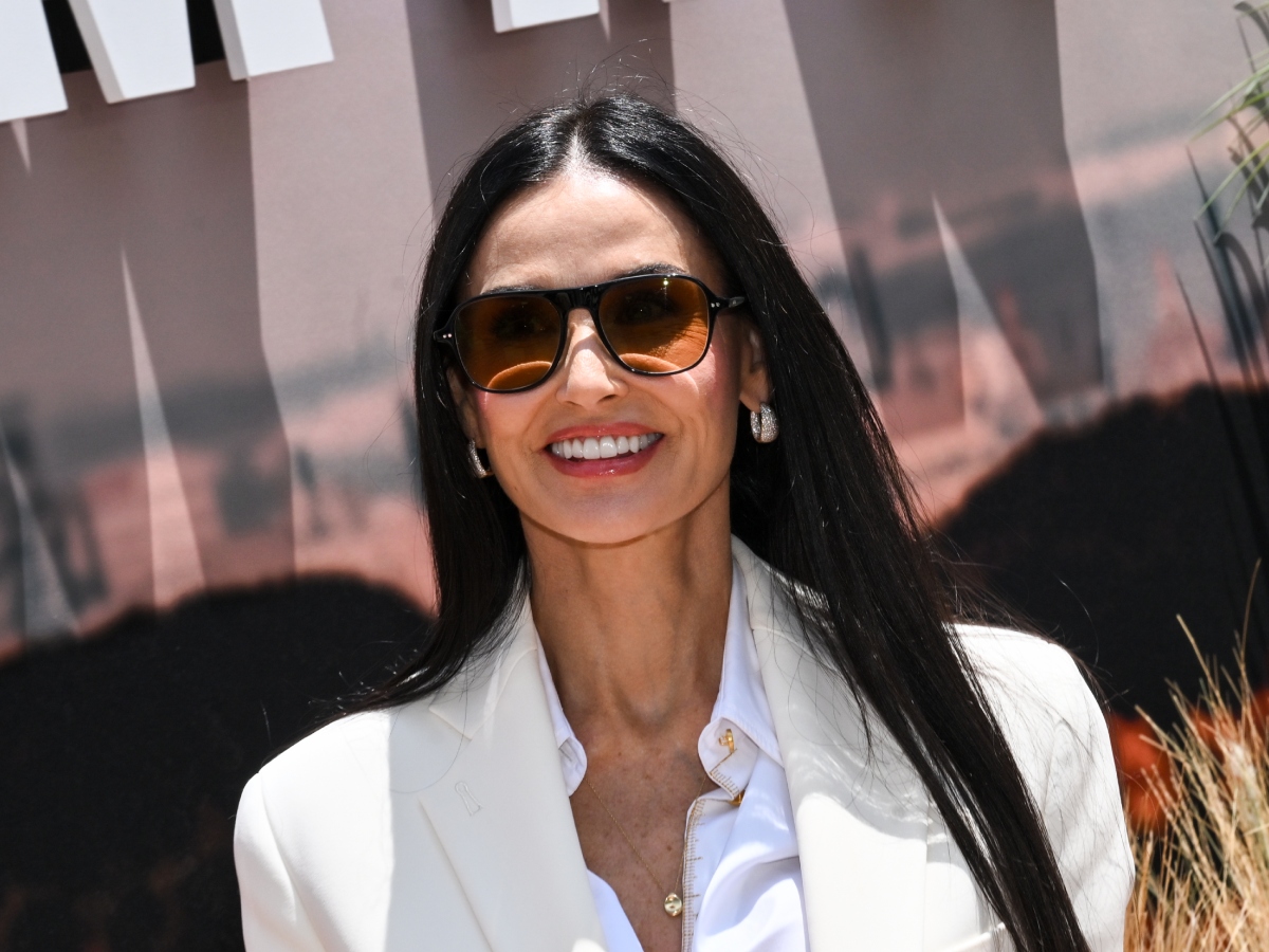 H Demi Moore υιοθέτησε το 90’s μανικιούρ που είχαμε ξεχάσει