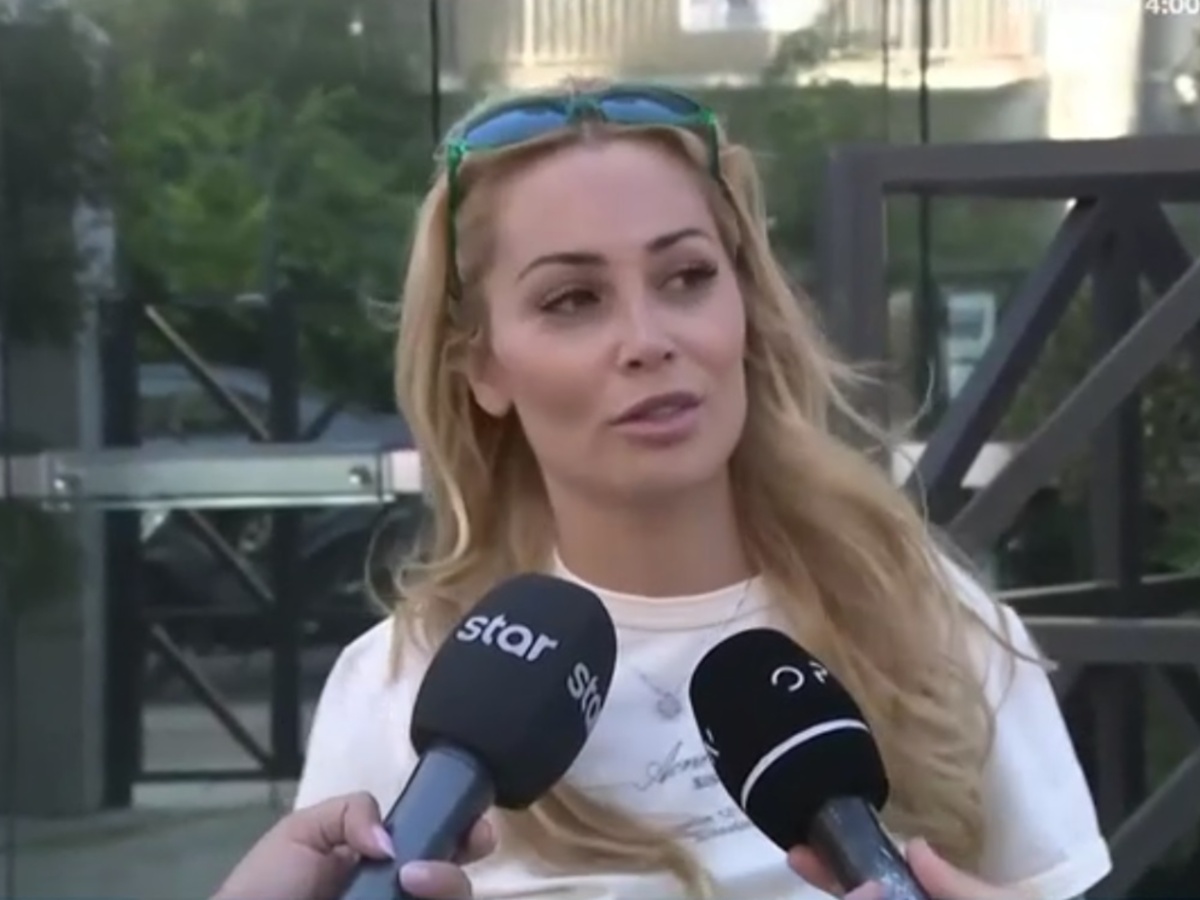 Η Ελένη Βουλγαράκη απαντά για το τηλεοπτικό της μέλλον και τη σχέση της με τον Γιώργο Λιάγκα και τη Σίσσυ Χρηστίδου