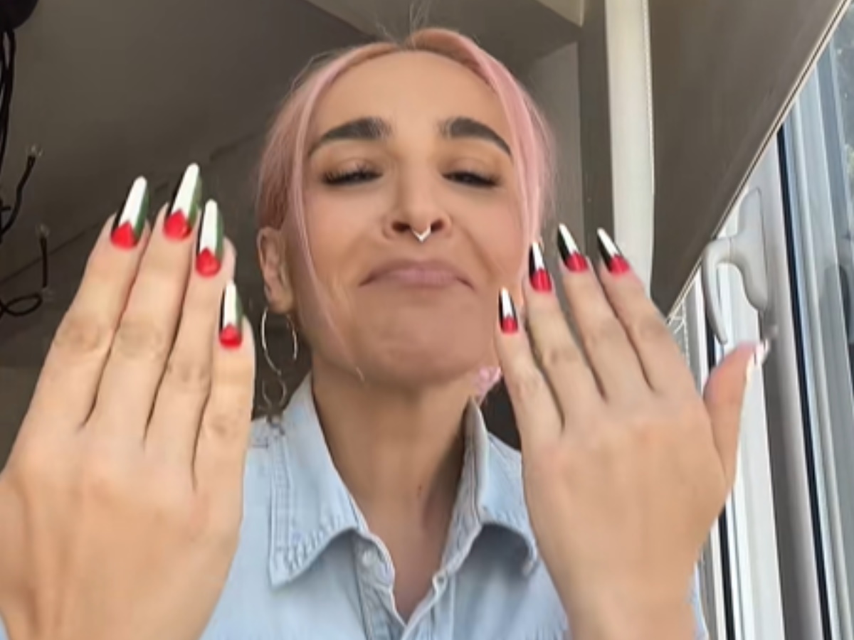 Γιάννα Τερζή: Χορεύει στο TikTok με… μανικιούρ την παλαιστινιακή σημαία – Αντιδράσεις κάτω από την ανάρτηση