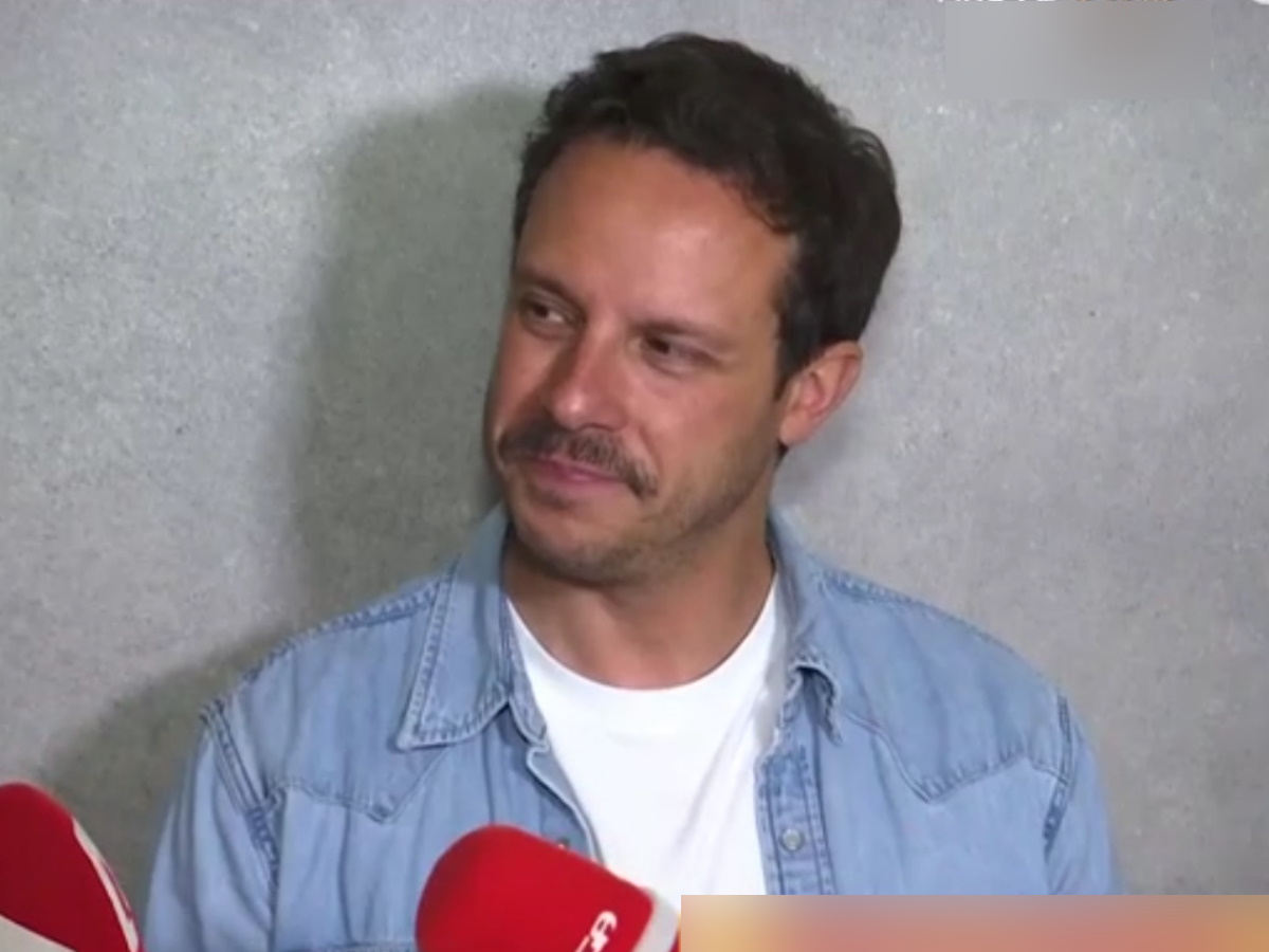 Δημήτρης Μακαλιάς: «Δεν ξέρω αν η Μπέττυ Μαγγίρα πάει στον ΣΚΑΪ, εμένα δεν με βλέπω εκεί»