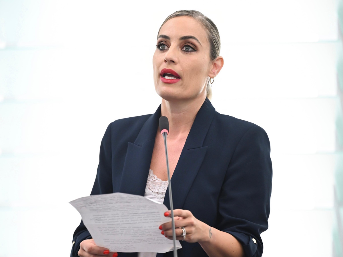 Ελεονώρα Μελέτη: «Αυτά τα ειδεχθή εγκλήματα, από τη στιγμή που δεν διαγράφονται ψυχικά, δεν πρέπει να διαγράφονται ούτε νομικά»
