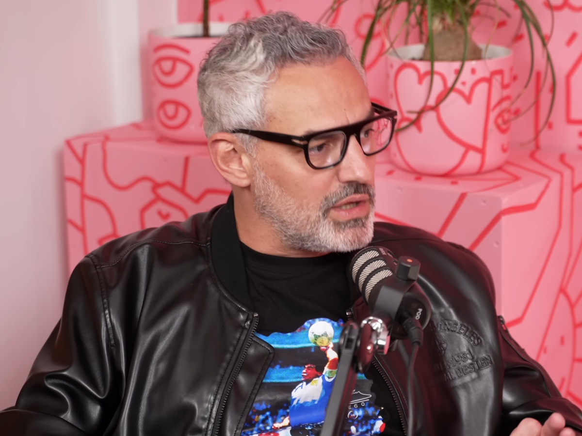 Νίκος Συρίγος: «Η μεγάλη μου κόρη είναι από τον γάμο της πρώην γυναίκας μου με έναν Ολλανδό – Τότε μου είπαν “θα μεγαλώσεις το παιδί ενός άλλου;”»