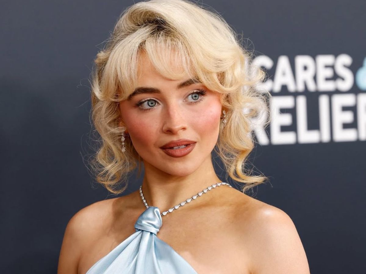 Sabrina Carpenter: Αποχωρίζεται για λίγο το signature hairstyle της για τα curly bangs