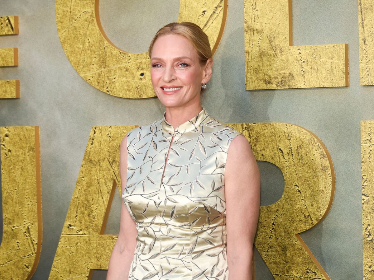 Uma Thurman: Εμφανίστηκε πιο φυσική από ποτέ με ατημέλητη χαμηλή αλογοουρά
