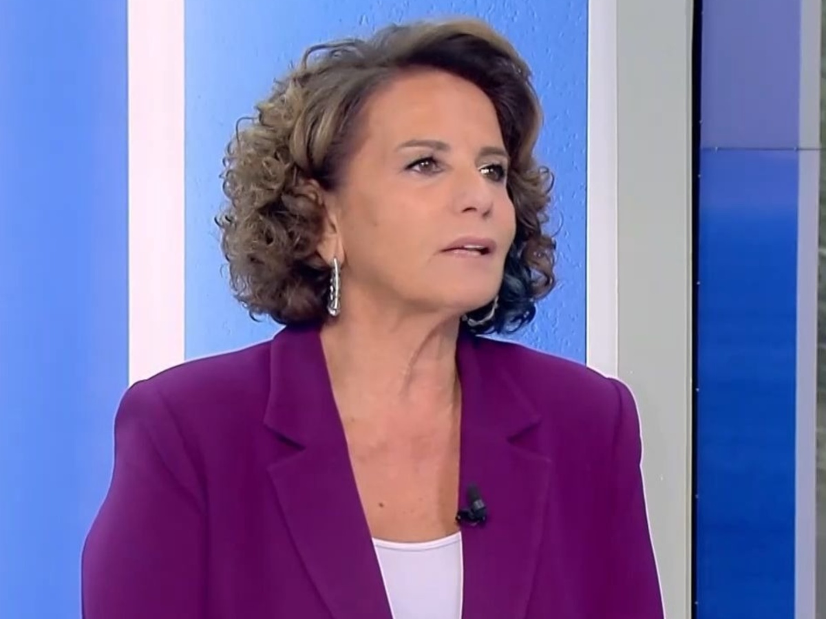 Μουδιασμένη η Χριστίνα Σούζη στον αέρα του ΣΚΑΪ, μετά τη φωτιά στο σπίτι της: «Ούτε στον εχθρό μου αυτό»