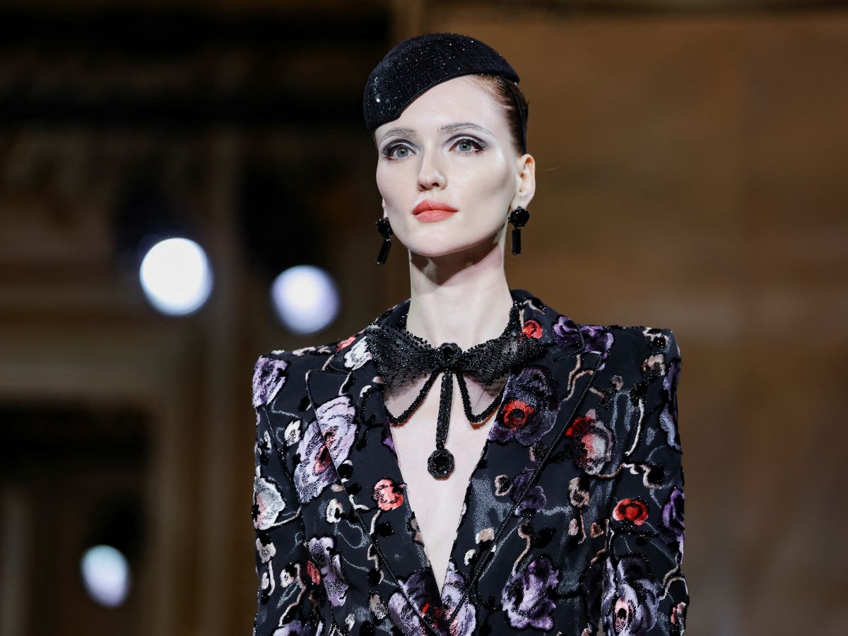 Giorgio Armani Prive: Tα γοητευτικά beauty looks της συλλογής ήταν βγαλμένα από ταινία νουάρ