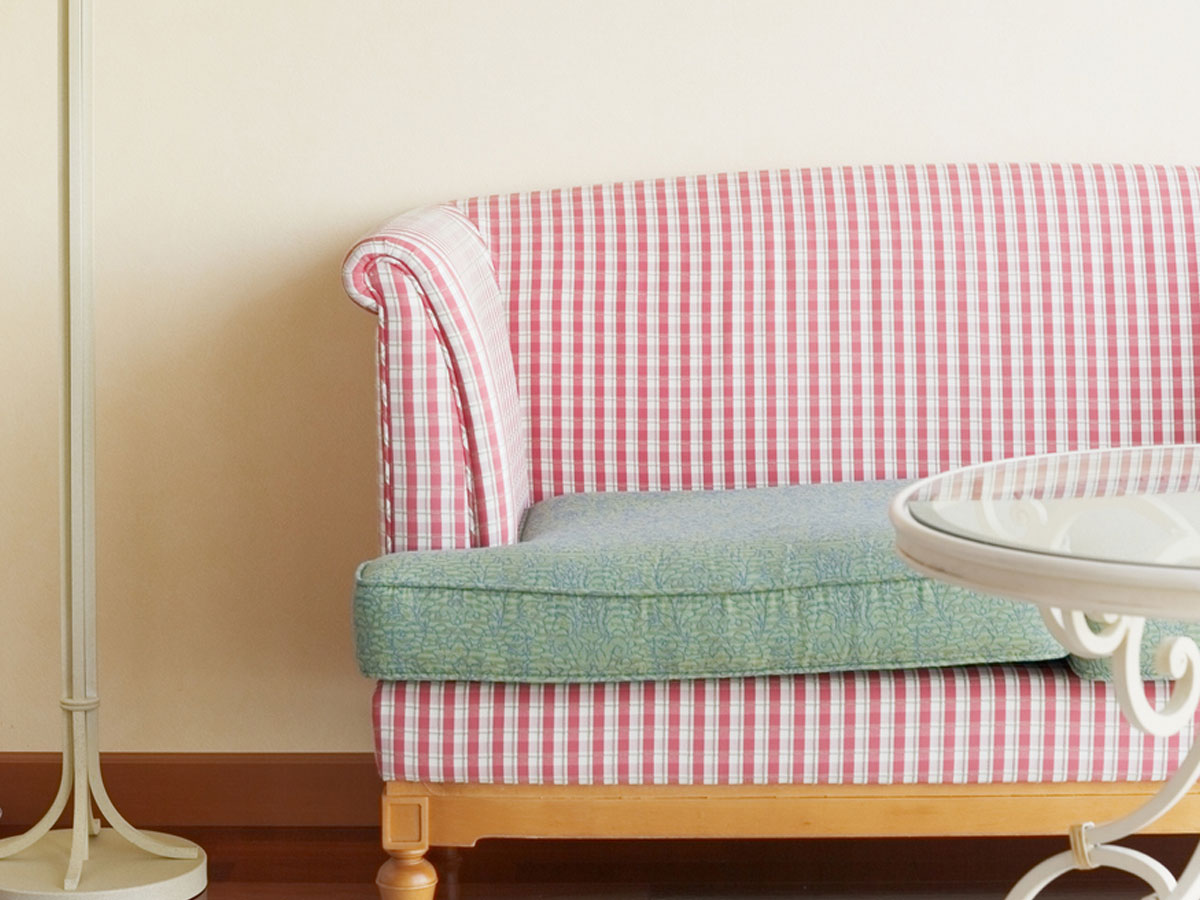 Το gingham print επιστρέφει: Πώς να το βάλεις στο σπίτι σου με τον πιο μοντέρνο τρόπο