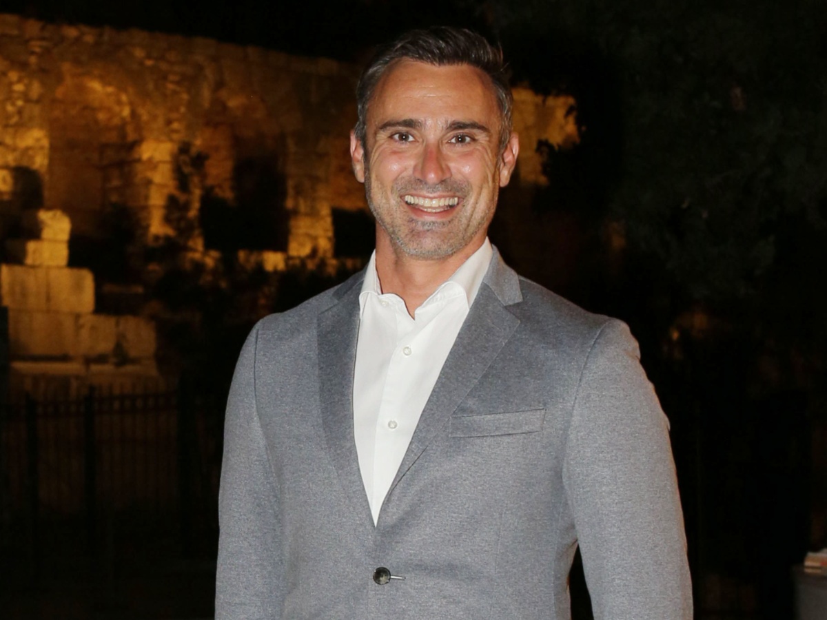 Γιώργος Καπουτζίδης: «Για πάντα θέλω να κρατήσει ένας έρωτας, όχι μια δουλειά»