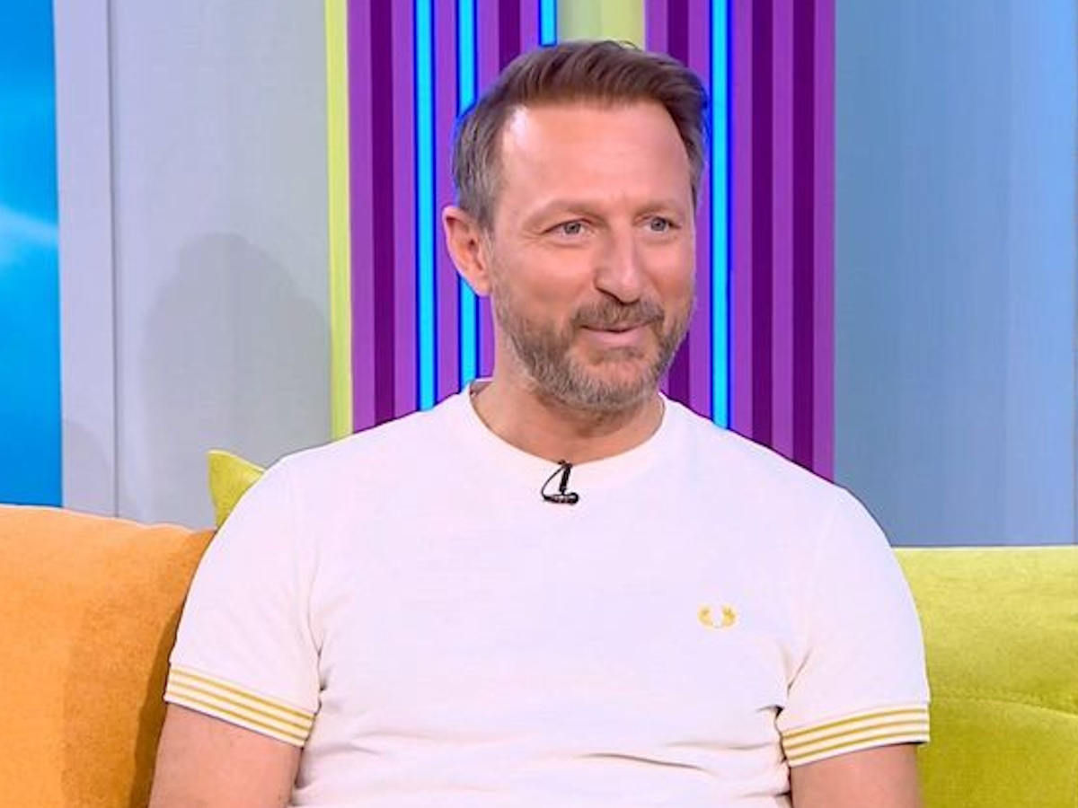 Κώστας Καραφώτης: «Κυκλοφορώ χωρίς να σκέφτομαι αν θα με βγάλει κάποιος φωτογραφία με την υποτιθέμενη σχέση, είμαι με τη γυναίκα μου»