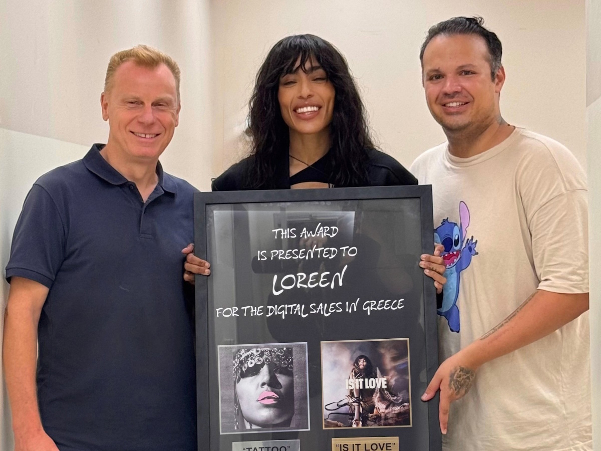 Loreen: Η απονομή της αναμνηστικής πλακέτας για τις πωλήσεις στην Ελλάδα και η αντίδρασή της στη… φέτα