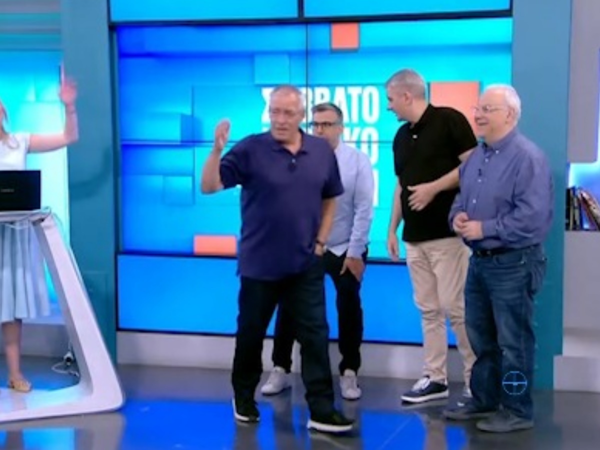 Νίκος Μάνεσης: Το μη… παραδοσιακό φινάλε της εκπομπής του – «Άντε, γεια σας!»