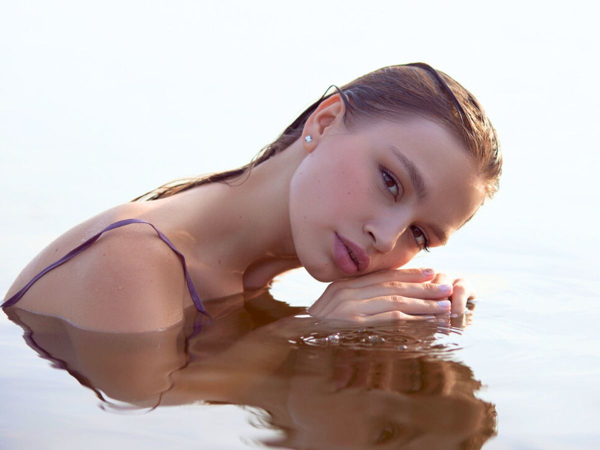Skin Glazing: Η νέα τάση ενυδάτωσης για λιπαρά και μεικτά δέρματα που θα λατρέψεις