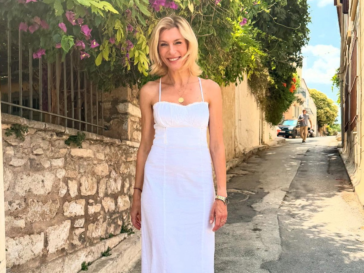 Ζέτα Δούκα: «Μου λέει η κόρη μου το πρωί “Μαμά, όποτε κοιτάς το κινητό σου, στεναχωριέσαι και απομονώνεσαι”»