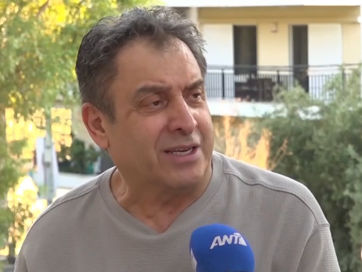 Πάνος Σταθακόπουλος: «Μπήκα στη θάλασσα για πρώτη φορά στο Γυμνάσιο, δεν πήγα ποτέ διακοπές ως παιδί»