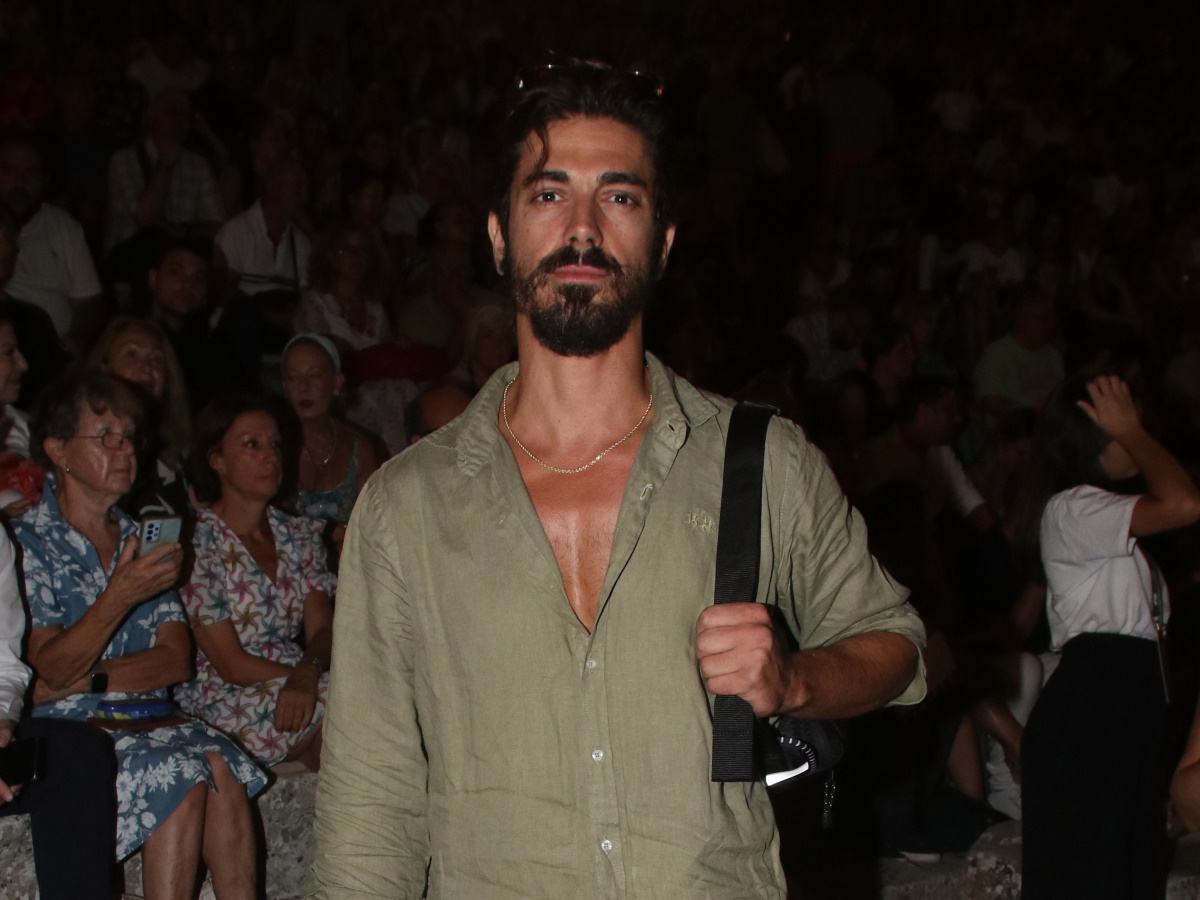 Στην Χίο ο Δημήτρης Γκοτσόπουλος: «Περάσαμε σχεδόν μέσα από τις φλόγες» – Η ανάρτηση για τις πυρκαγιές
