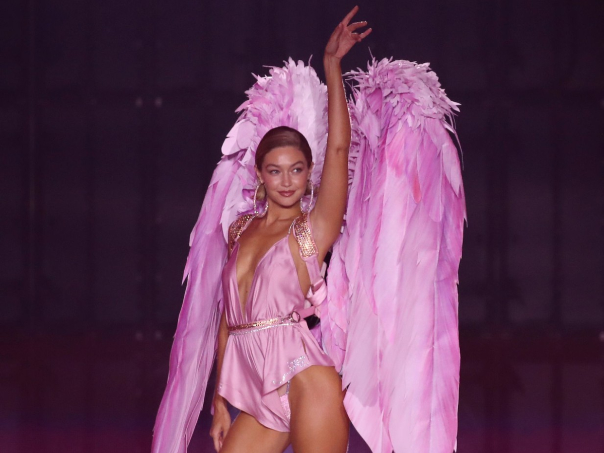 Το show της Victoria’s Secret επιστρέφει- Τι θα δούμε φέτος στο φαντασμαγορικό runway