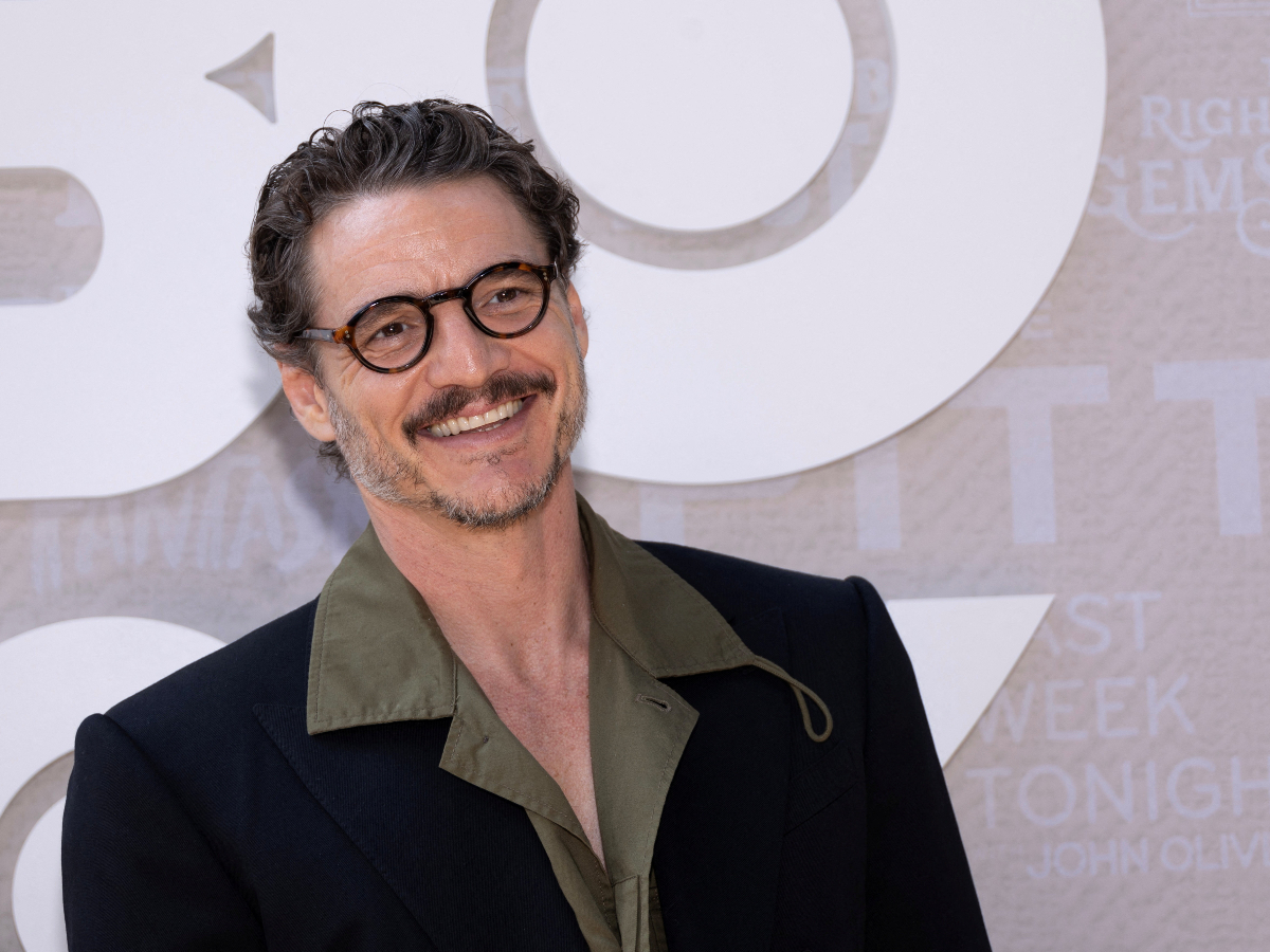Pedro Pascal: Είναι ο πρώτος  διάσημος που φοράει look από το καλύτερο show της σεζόν