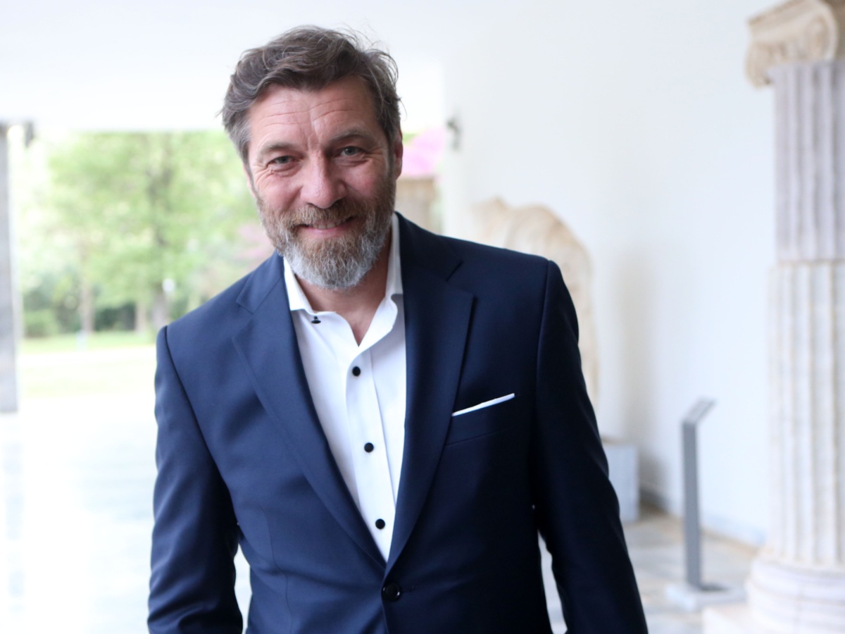 Γιάννης Στάνκογλου: «Στη ζωή μου έχω ερωτευτεί 2-3 φορές, μεγαλώνοντας κρατάω μικρό καλάθι»